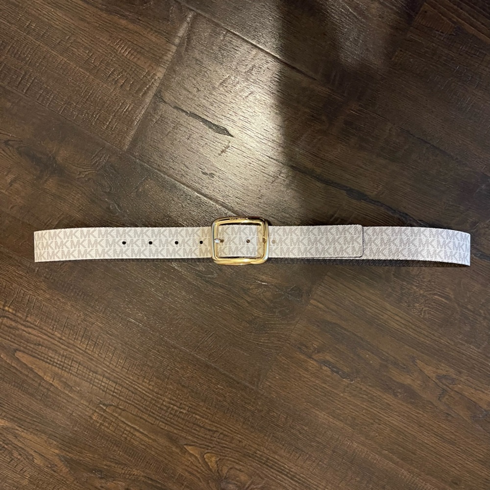 Michael Kors belt